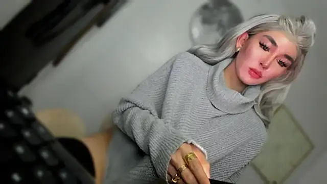 mxshemale ladyboy online show from March 13, 6:25 pm