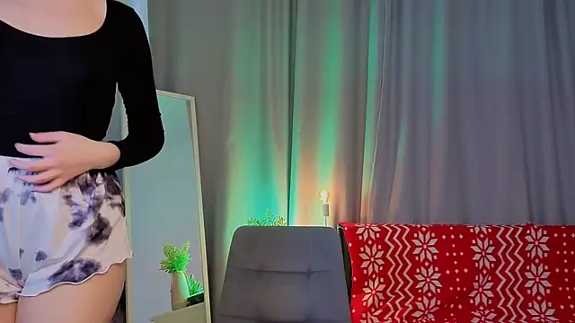 Leyla crsh online show from February 22, 5:19 am