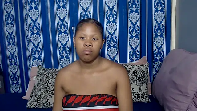 TemptingCloeXx online show from January 15, 7:17 pm