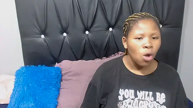 TemptingCloeXx online show from March 11, 6:36 pm