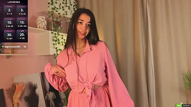 EmmyNoel online show from February 18, 7:10 pm