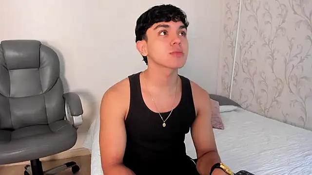  TaylorBlack online show from February 24, 11:30 am