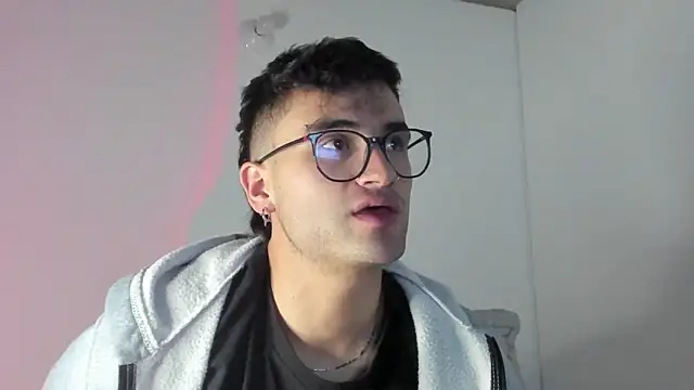 charlie dicker online show from February 16, 11:34 pm