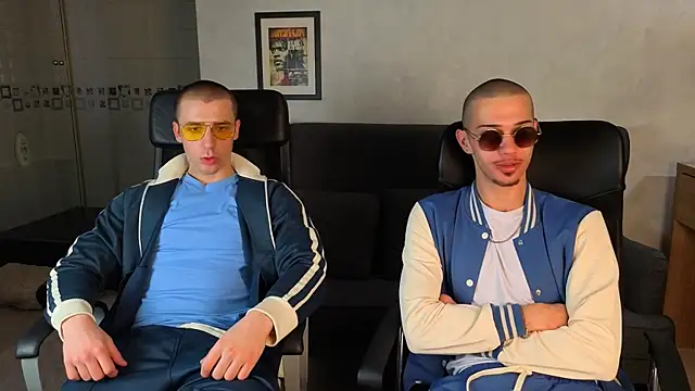 KellenWest online show from April 10, 4:17 am