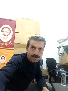 Snapshot of kobra21turki chatting on December 17, 8:59 pm kobra21turki online show from December 17, 8:59 pm