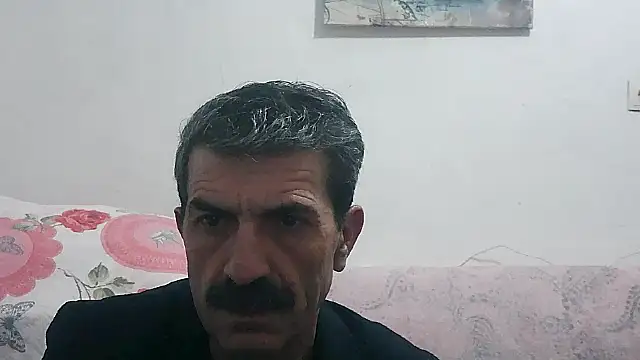 Snapshot of kobra21turki chatting on January 8, 8:33 pm kobra21turki online show from January 8, 8:33 pm