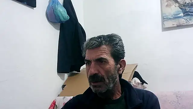 Snapshot of kobra21turki chatting on January 15, 5:27 pm kobra21turki online show from January 15, 5:27 pm