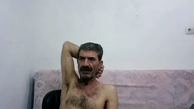 Snapshot of kobra21turki chatting on February 10, 10:36 pm kobra21turki online show from February 10, 10:36 pm