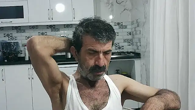 Snapshot of kobra21turki chatting on June 9, 8:09 pm kobra21turki online show from June 9, 8:09 pm