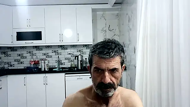 Snapshot of kobra21turki chatting on June 12, 9:14 pm kobra21turki online show from June 12, 9:14 pm