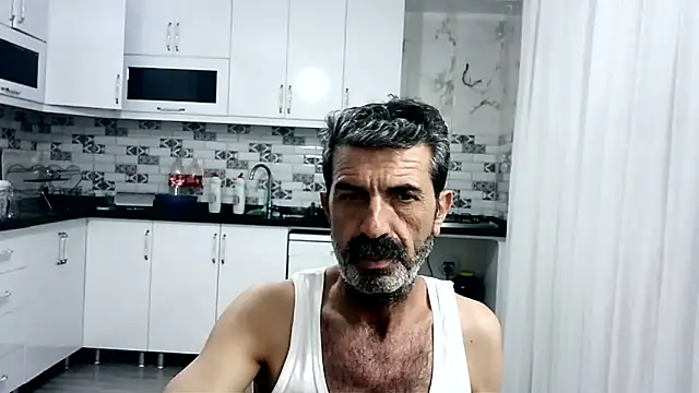 Snapshot of kobra21turki chatting on June 13, 8:40 pm kobra21turki online show from June 13, 8:40 pm