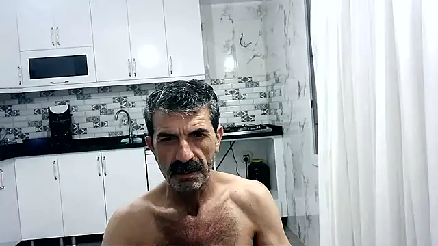 Snapshot of kobra21turki chatting on June 16, 7:05 pm kobra21turki online show from June 16, 7:05 pm
