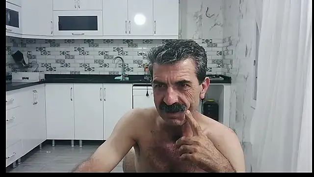 Snapshot of kobra21turki chatting on July 1, 9:03 pm kobra21turki online show from July 1, 9:03 pm