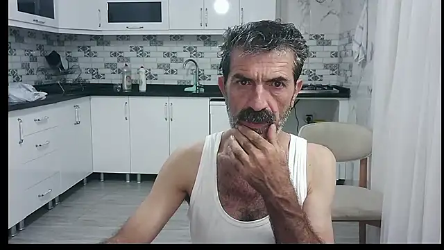 Snapshot of kobra21turki chatting on July 11, 9:49 pm kobra21turki online show from July 11, 9:49 pm