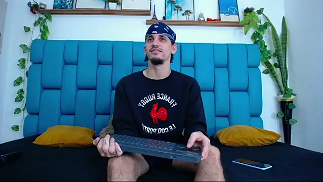 boy Dirty X online show from January 13, 5:35 am