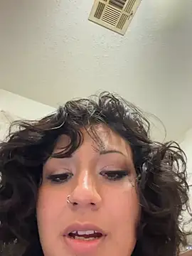 Rayvenveil online show from April 10, 7:46 am