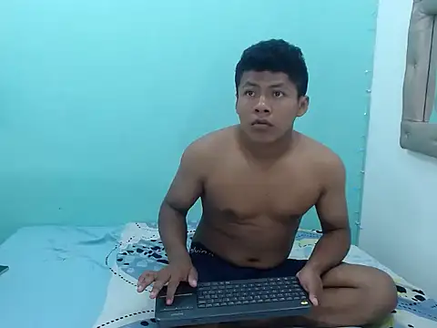 toomixxx online show from December 23, 7:06 am