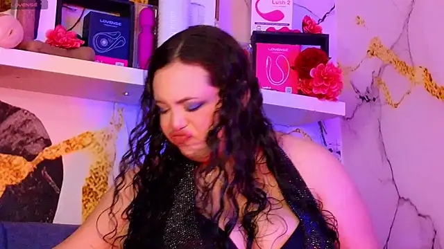 Snapshot of Blair_BigTits chatting on February 21, 12:50 pm Blair BigTits online show from February 21, 12:50 pm