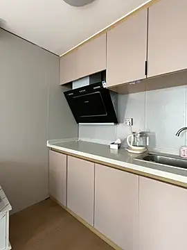 ccyun666 online show from April 1, 1:17 am