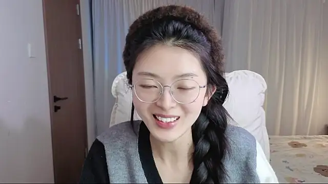 Koikoi    online show from February 11, 4:50 am