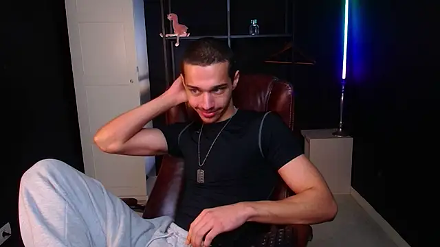 KaydenDrew online show from February 15, 7:51 am