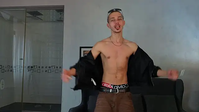 KaydenDrew online show from April 11, 7:45 am