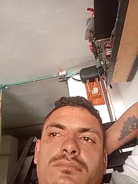 Snapshot of Ardo1899 chatting on February 20, 5:35 pm Ardo1899 online show from February 20, 5:35 pm