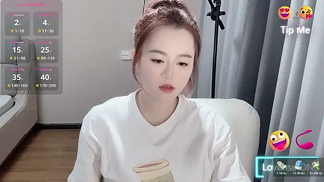 Amireux-8 online show from March 30, 1:01 pm