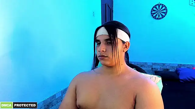latinboyfit online show from June 13, 7:06 am