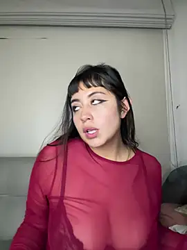 justmariee online show from May 23, 7:13 am