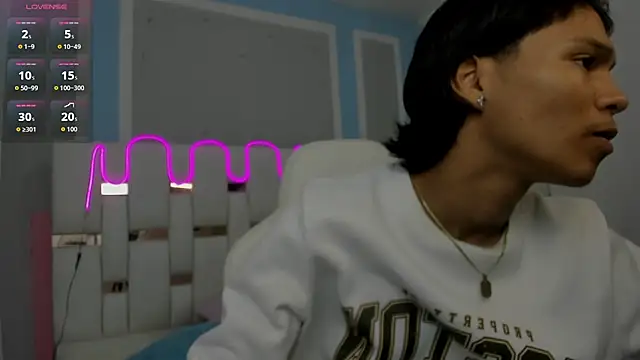 AndyKings 1 online show from December 20, 3:46 am