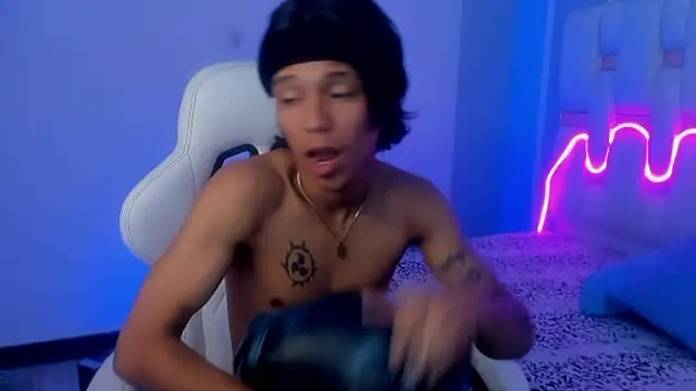 AndyKings 1 online show from February 5, 3:44 am