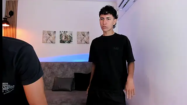 Sexiest BoysW online show from May 15, 9:22 pm