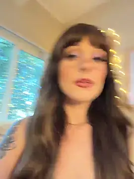 itscleomoon online show from June 14, 1:47 am