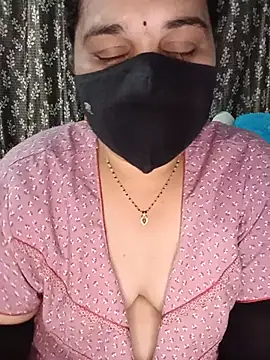 maduri   online show from July 12, 4:20 pm