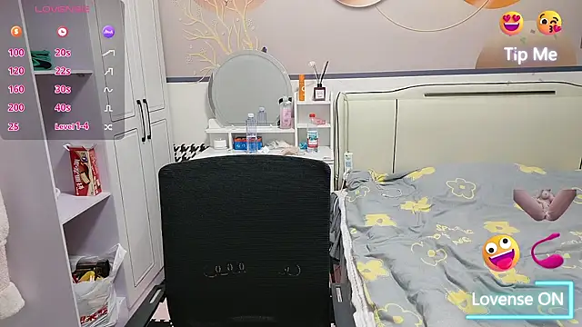 zhnzs online show from April 18, 9:57 am