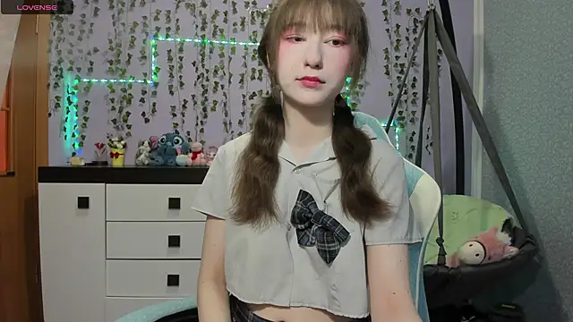 Snapshot of Yoonhee_ki chatting on June 29, 2:17 pm Yoonhee ki online show from June 29, 2:17 pm