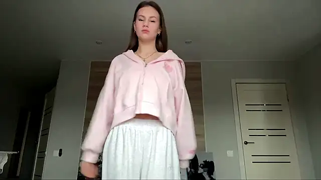 lisa montana online show from December 20, 8:10 am