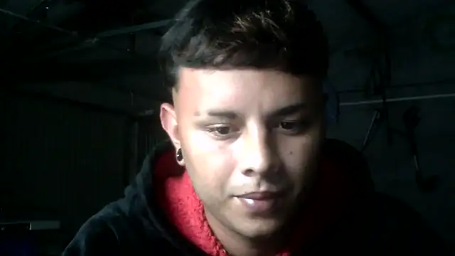 Snapshot of Sickbooy69 chatting on April 29, 5:30 pm Sickbooy69 online show from April 29, 5:30 pm