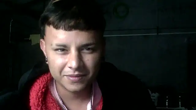 Snapshot of Sickbooy69 chatting on May 9, 8:47 pm Sickbooy69 online show from May 9, 8:47 pm