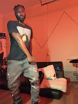 Cantgetenough0069 online show from April 26, 11:24 pm