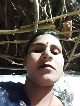 Cuty priti online show from April 21, 5:39 pm