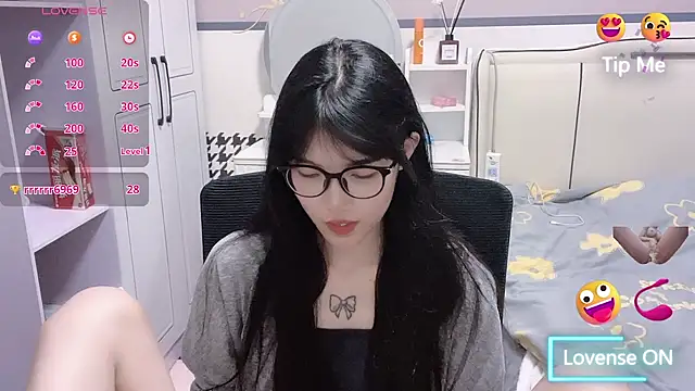 zhnmjx2025 online show from April 18, 12:20 pm