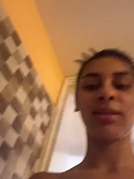 ManuelaEvans  online show from April 3, 7:34 pm