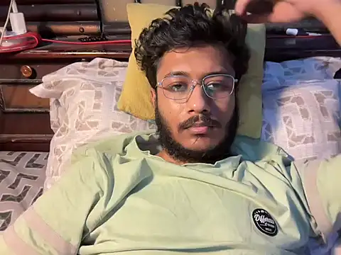 Sexy  Nerd online show from May 16, 7:49 am