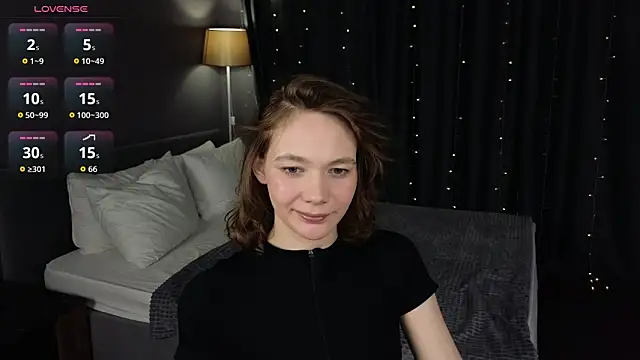 Snapshot of NovaEva_ chatting on May 19, 1:56 am NovaEva online show from May 19, 1:56 am
