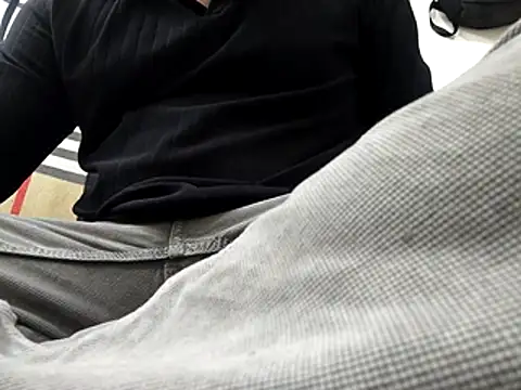 thelonewolf36 online show from June 8, 8:20 pm