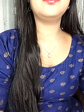 Deshi bhabhi143 online show from June 3, 6:38 am
