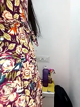 Snapshot of Deshi_bhabhi143 chatting on June 10, 6:34 am Deshi bhabhi143 online show from June 10, 6:34 am
