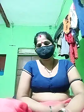 Snapshot of Kashish_Love143 chatting on April 13, 3:28 pm Kashish Love143 online show from April 13, 3:28 pm